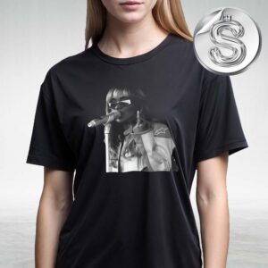 Sabrina Carpenter Merch Lover Era 2025 Tour Photo Unisex T-Shirt